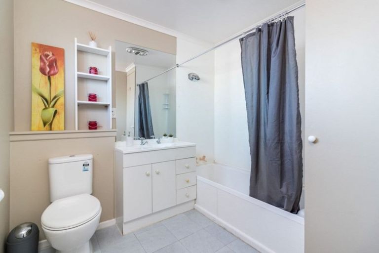 Photo of property in 13 Matangi Street, Hei Hei, Christchurch, 8042