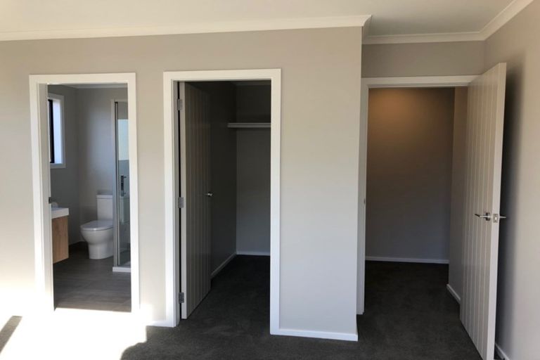 Photo of property in 1 Pohe Street, Waikanae, 5036