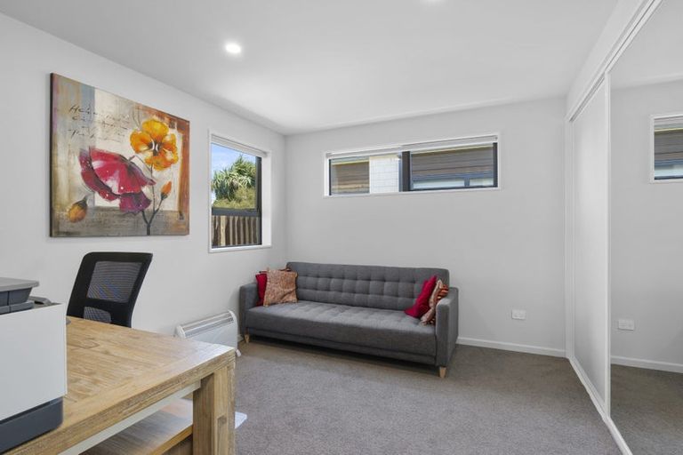 Photo of property in 10 Lussa Close, Broomfield, Christchurch, 8042