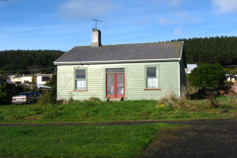 Photo of property in 28 Mcdougall Street, Bluff, 9814