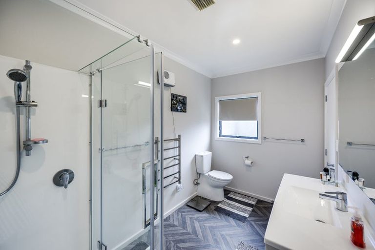 Photo of property in 2b Kauri Street, Taradale, Napier, 4112