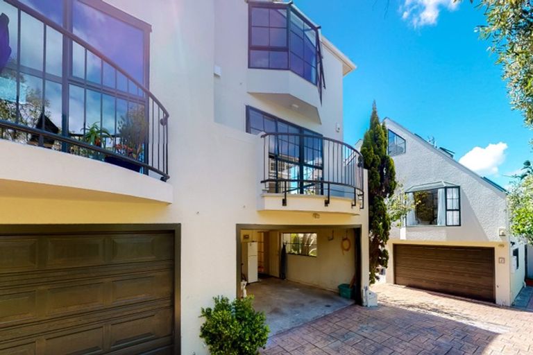 Photo of property in 16g Hobson Street, Thorndon, Wellington, 6011