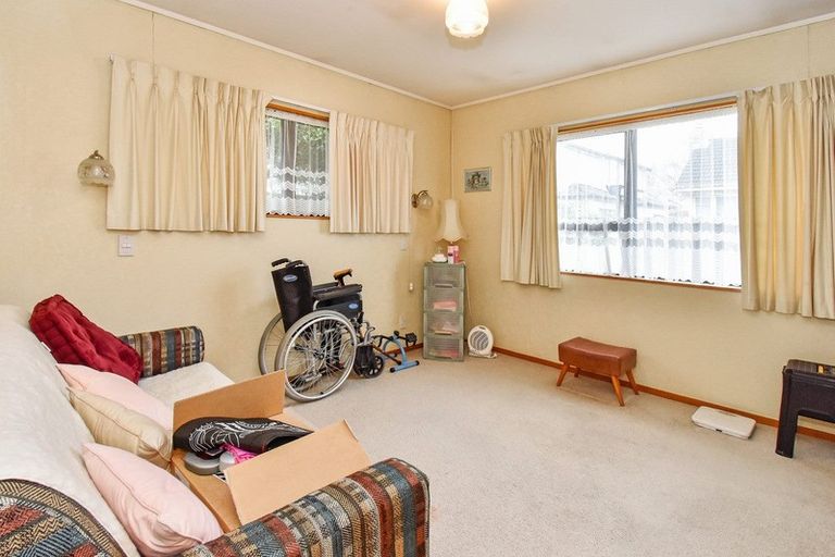 Photo of property in 2/33 Laurie Avenue, Papakura, 2110