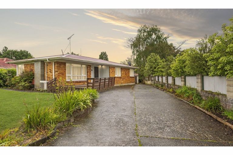 Photo of property in 35 Frederick Drive, Dinsdale, Hamilton, 3204