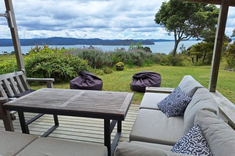 Photo of property in 130a Wattle Bay Road, Manukau Heads, Awhitu, 2684