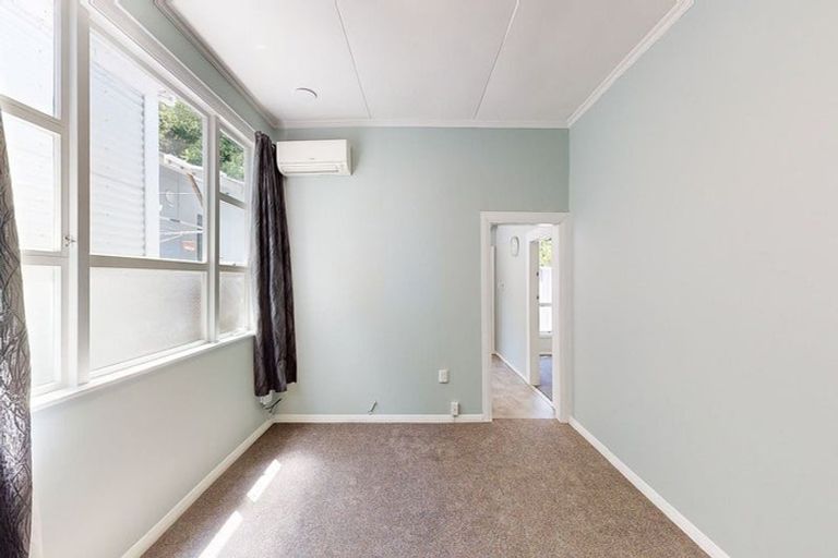 Photo of property in 174 Aro Street, Aro Valley, Wellington, 6021