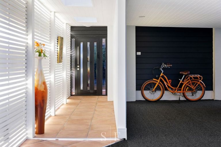 Photo of property in 417 Te Moana Road, Waikanae, 5036