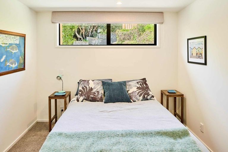 Photo of property in 41 Seaview Road, Paremata, Porirua, 5024