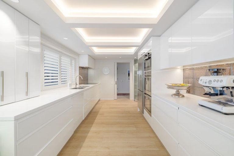 Photo of property in 24 Poynder Avenue, Merivale, Christchurch, 8014