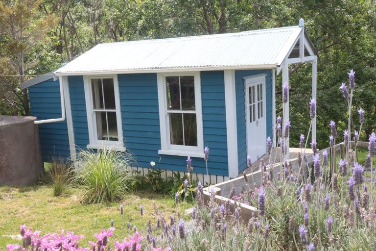 Photo of property in 7 James Road, Maungaturoto, 0587