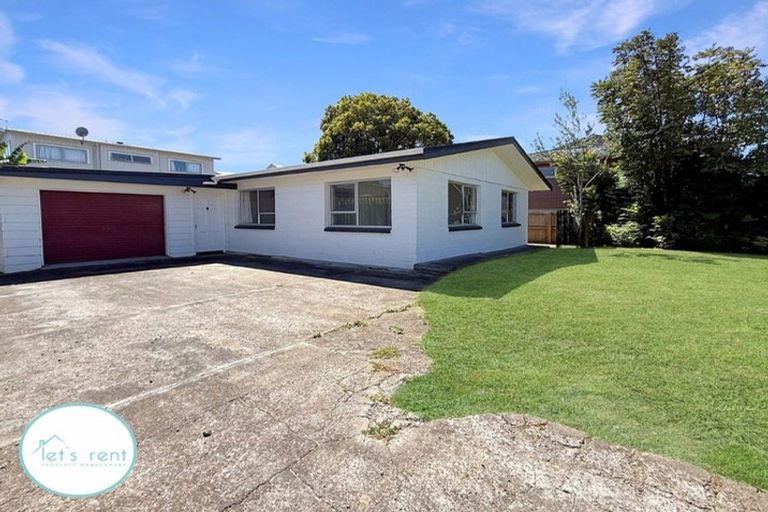 Photo of property in 54 Mckinstry Avenue, Mangere East, Auckland, 2024