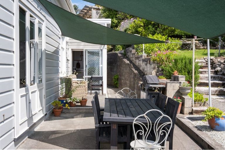 Photo of property in 8 Goldsmith Terrace, Hospital Hill, Napier, 4110