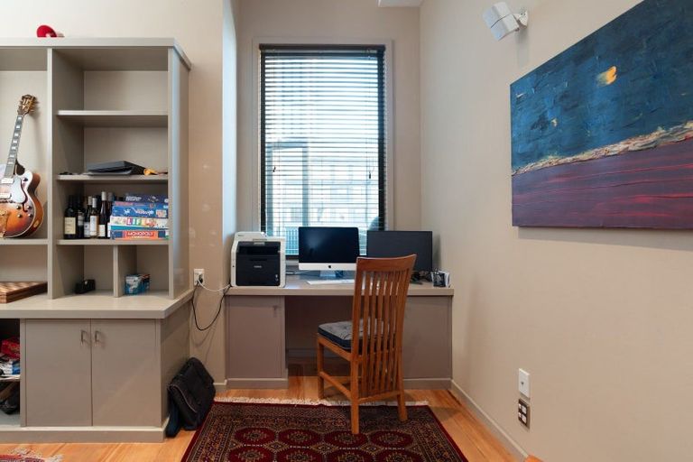 Photo of property in 5/5 Tory Street, Te Aro, Wellington, 6011