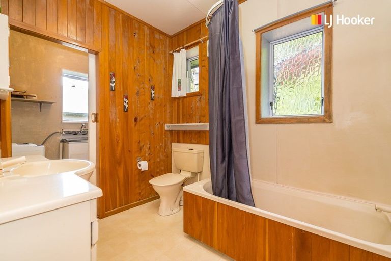 Photo of property in 56 Glen Road, Mornington, Dunedin, 9011