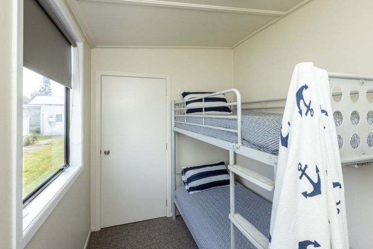 Photo of property in 12 Moori Road, Waimarama, 4294