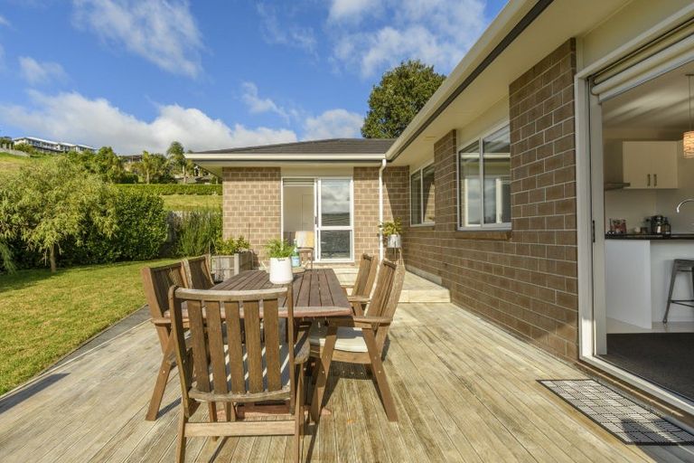 Photo of property in 2 Orion Way, Welcome Bay, Tauranga, 3112