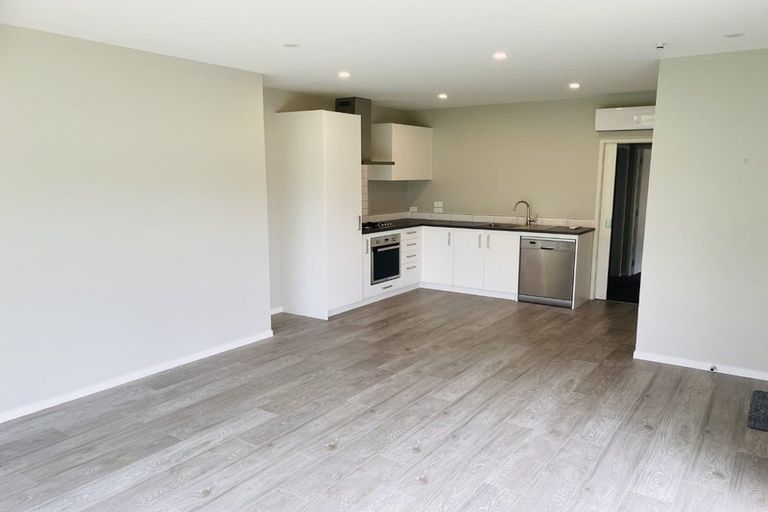 Photo of property in 10 Te Roera Place, Riverhead, 0820