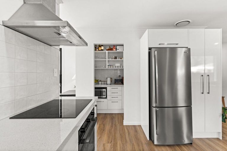 Photo of property in 23 Golding Road, Taradale, Napier, 4112