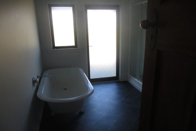 Photo of property in 365 Muhunoa Road West, Ohau, Levin, 5570