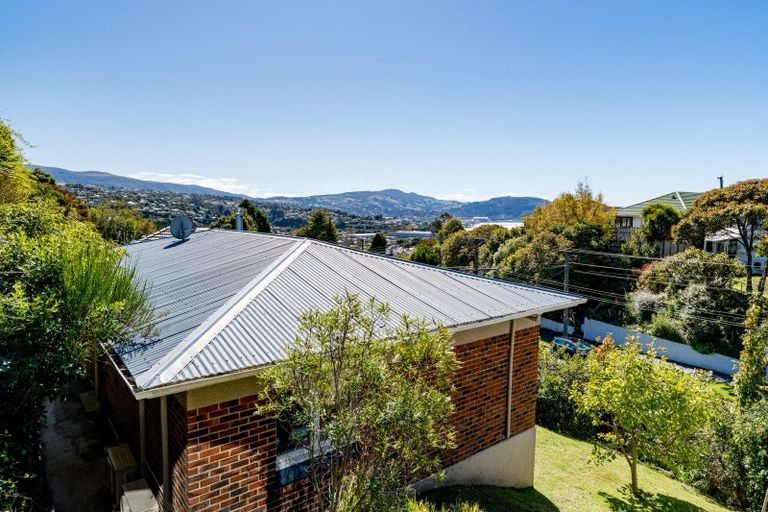Photo of property in 96 Easther Crescent, Kew, Dunedin, 9012