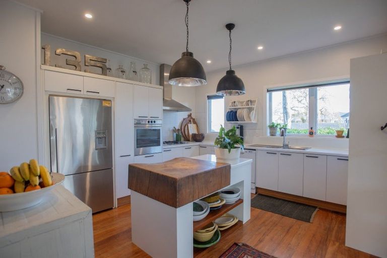 Photo of property in 135 Park Street, Winton, 9720