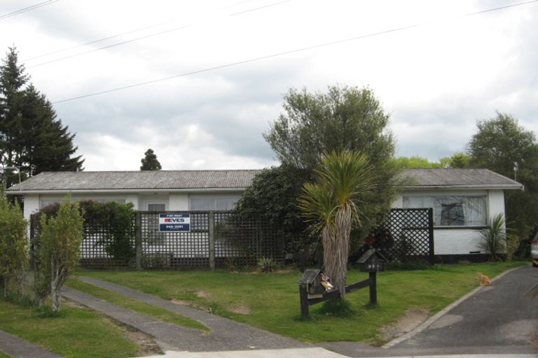 Photo of property in 28 Clyde Street, Utuhina, Rotorua, 3015