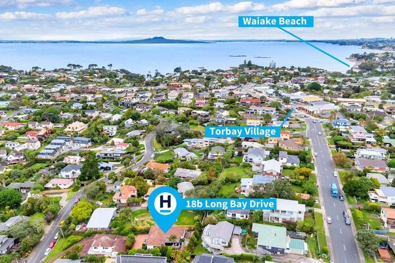 Photo of property in 2/18 Long Bay Drive, Torbay, Auckland, 0630