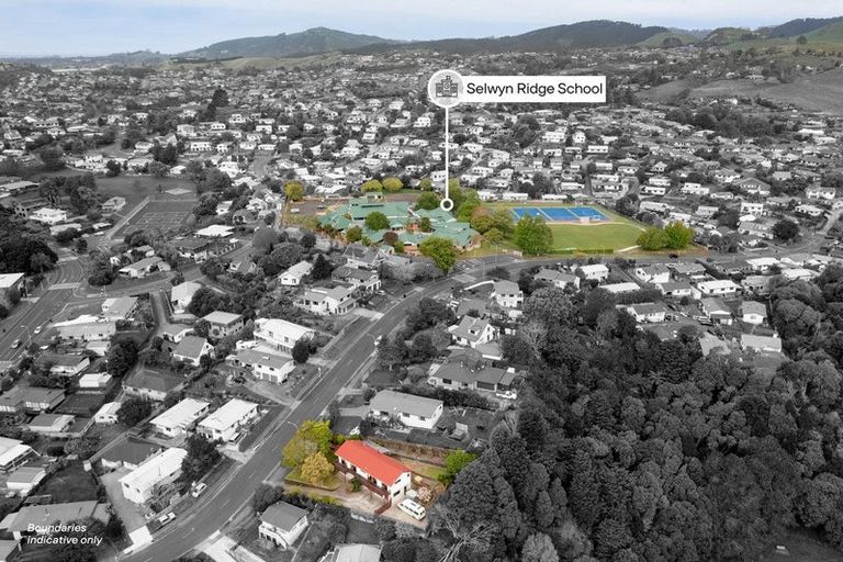 Photo of property in 16 Langstone Street, Welcome Bay, Tauranga, 3112