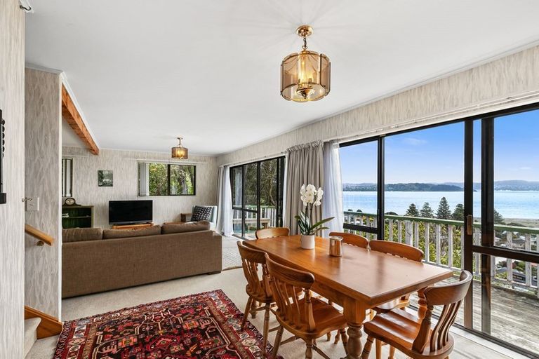 Photo of property in 15 Karaka Street, Eastbourne, Lower Hutt, 5013