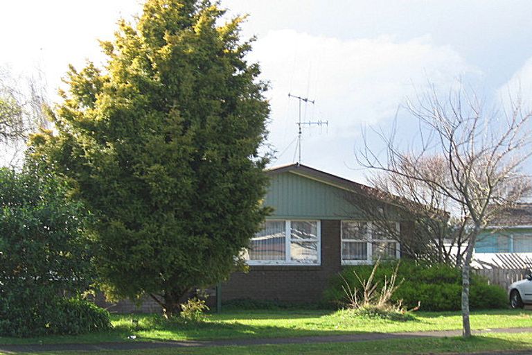 Photo of property in 74 Aberdeen Drive, Dinsdale, Hamilton, 3204