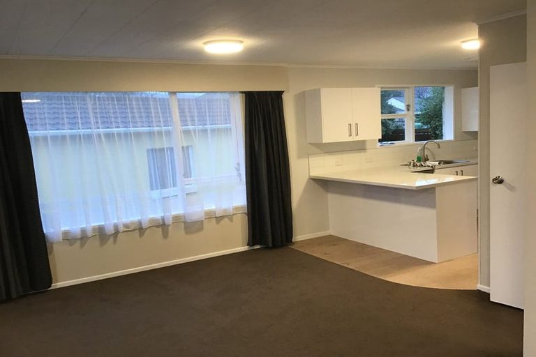 Photo of property in 13a Waddington Drive, Naenae, Lower Hutt, 5011