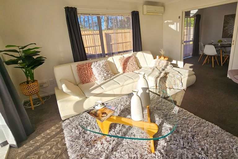 Photo of property in 10 Laura Kent Place, Woolston, Christchurch, 8023