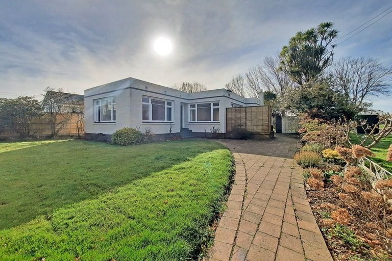 Photo of property in 2 Nancy Avenue, Mairehau, Christchurch, 8013