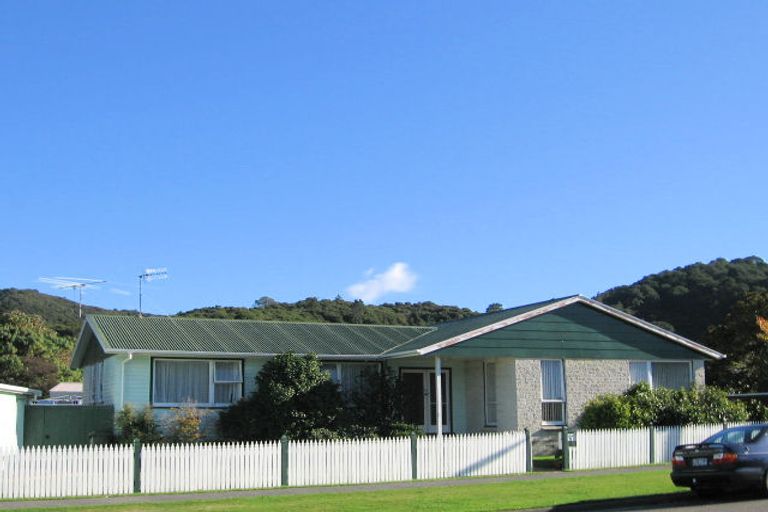Photo of property in 21 Mohaka Street, Wainuiomata, Lower Hutt, 5014