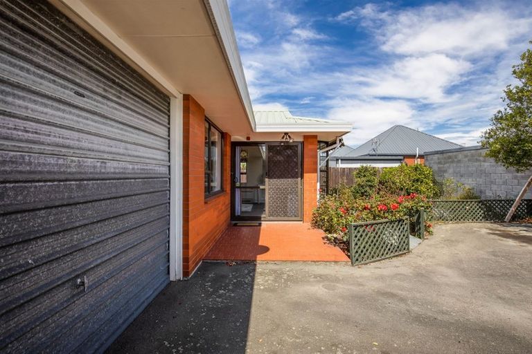 Photo of property in 4/7 Peverel Street, Riccarton, Christchurch, 8011