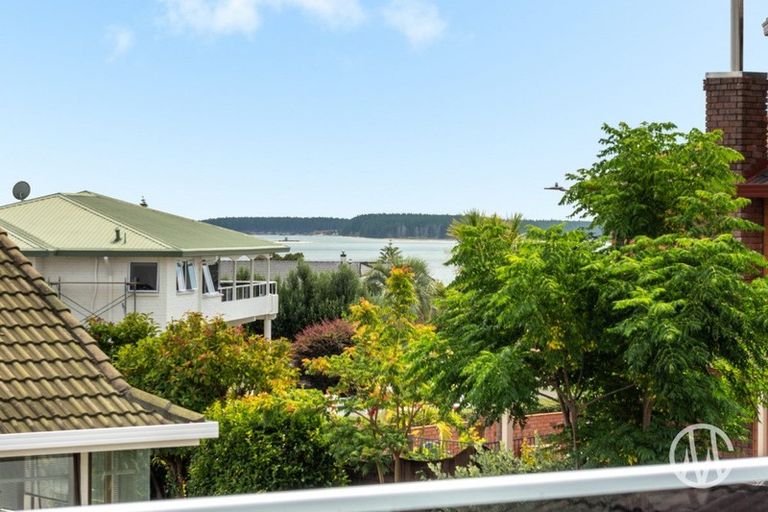 Photo of property in 27a Clivedene Street, Matua, Tauranga, 3110
