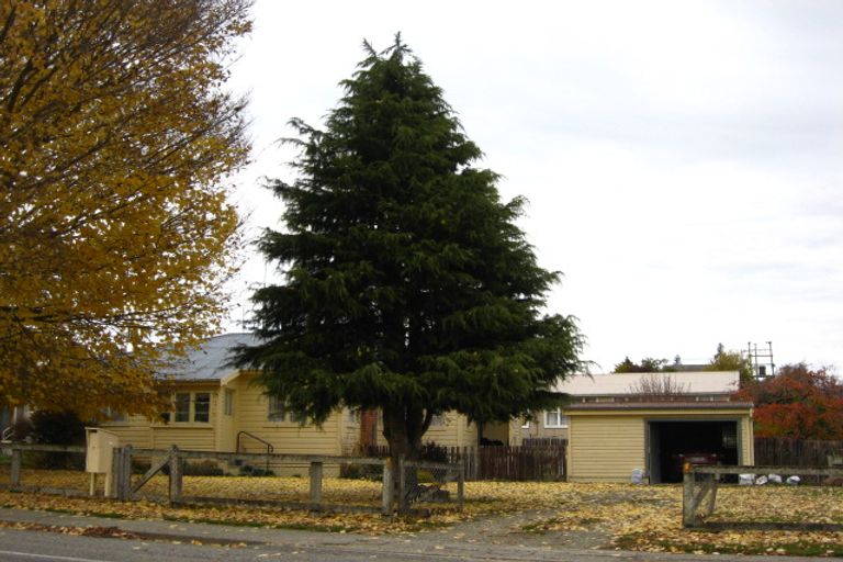 Photo of property in 7 Station Road, Tapanui, 9522