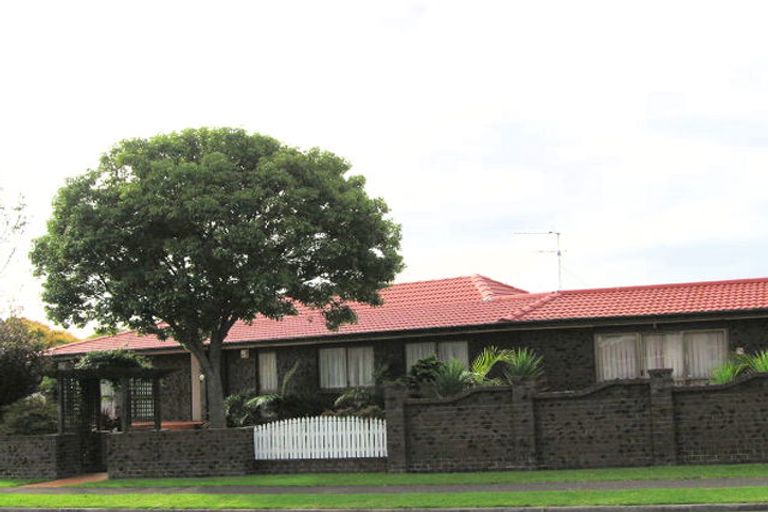 Photo of property in 78 Sunderlands Road, Half Moon Bay, Auckland, 2012