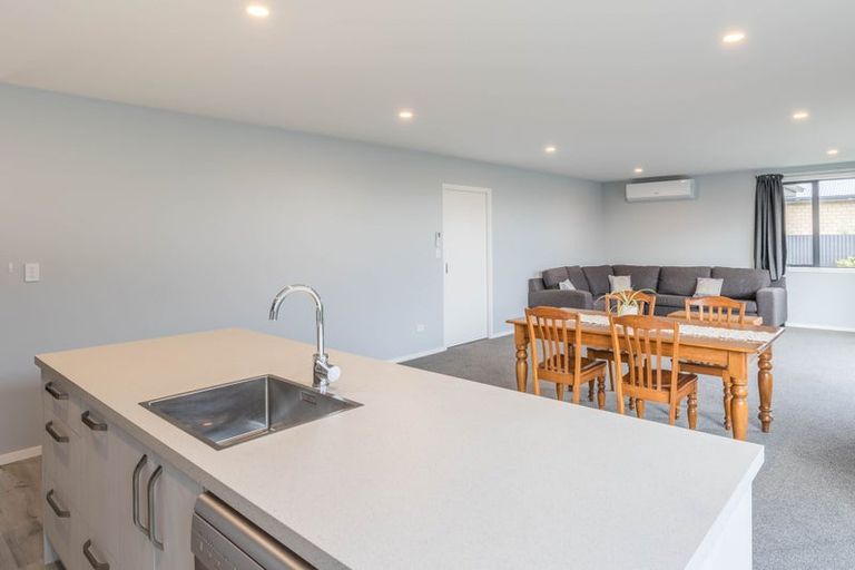 Photo of property in 79 Severn Street, Clifton, Invercargill, 9812