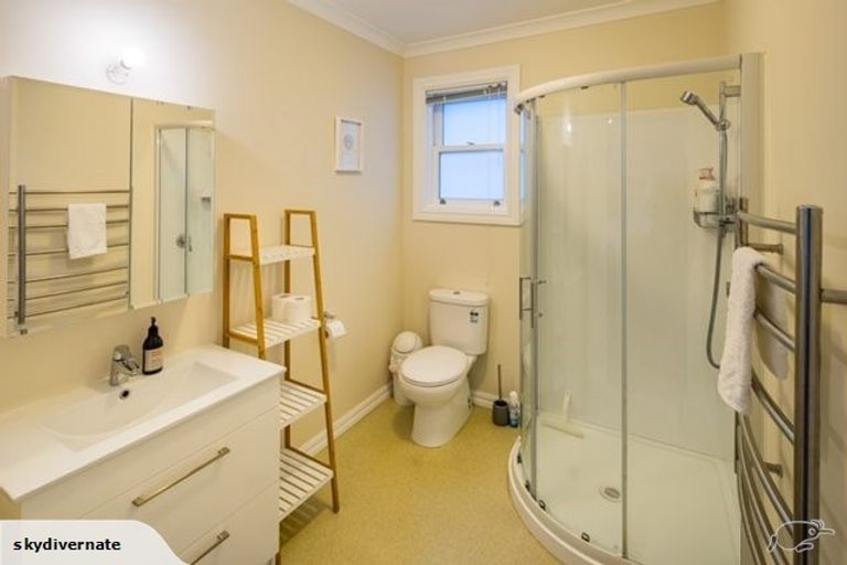Photo of property in 14a Freeling Street, Island Bay, Wellington, 6023
