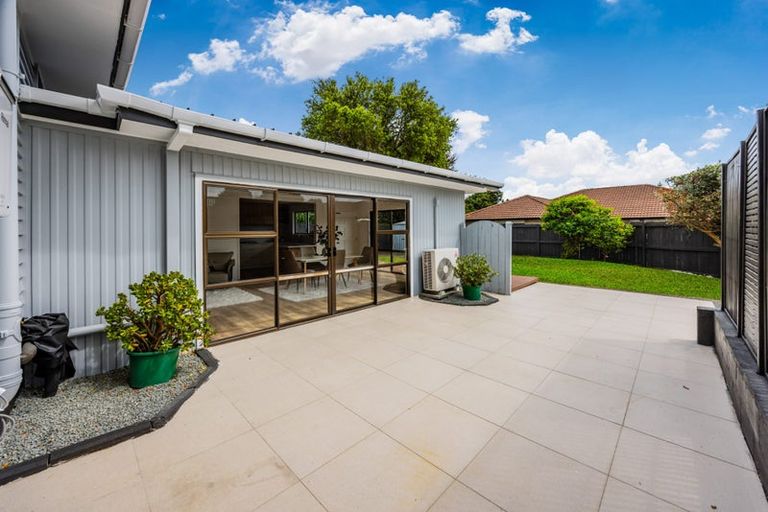 Photo of property in 114 Old Wairoa Road, Papakura, 2110