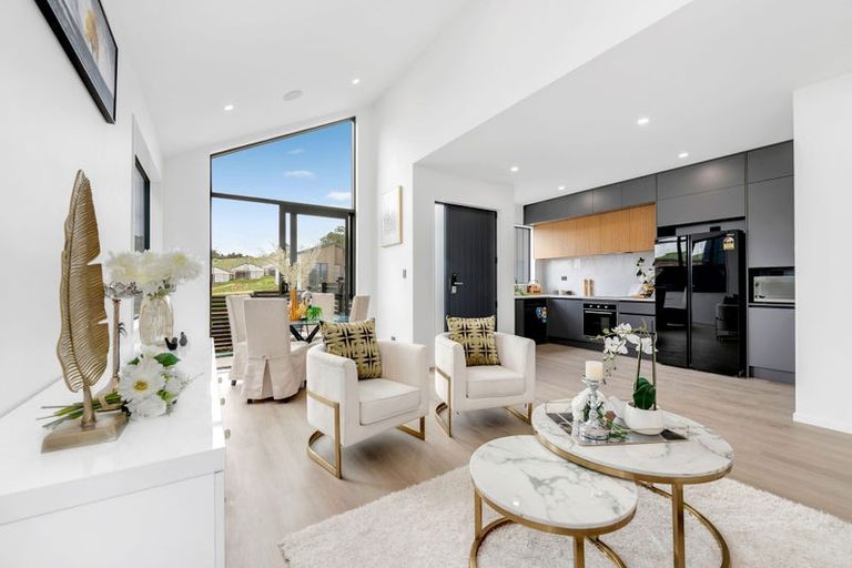 Photo of property in 15 Aituaa Road, Pukekohe, 2120