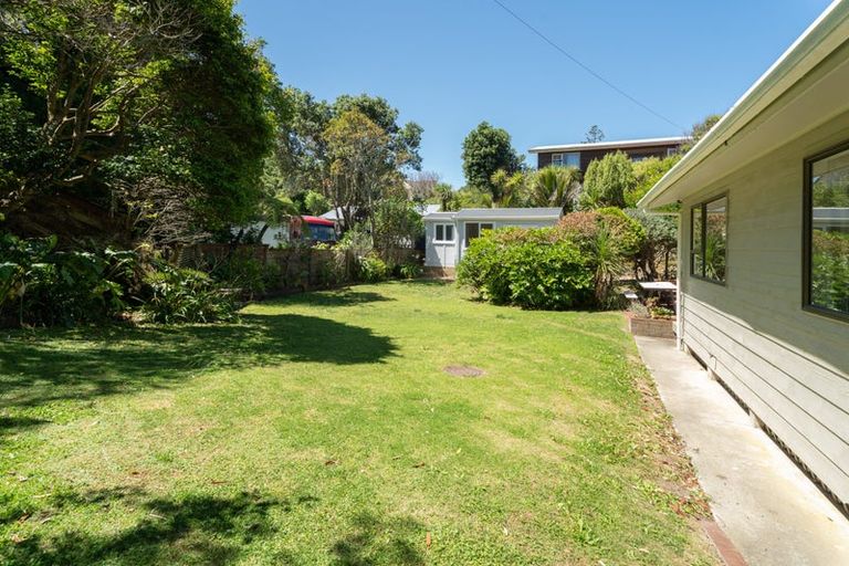 Photo of property in 28a Whanake Street, Titahi Bay, Porirua, 5022