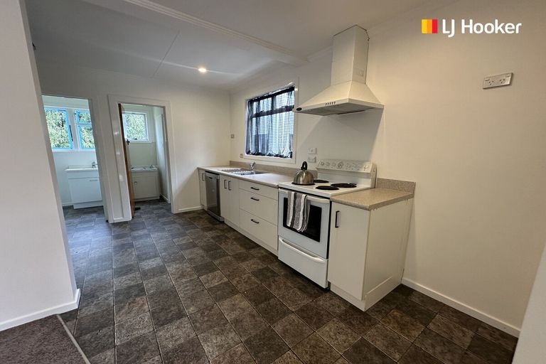 Photo of property in 493 Hillside Road, Caversham, Dunedin, 9012