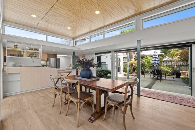 Photo of property in 294 Park Road, Hokowhitu, Palmerston North, 4410