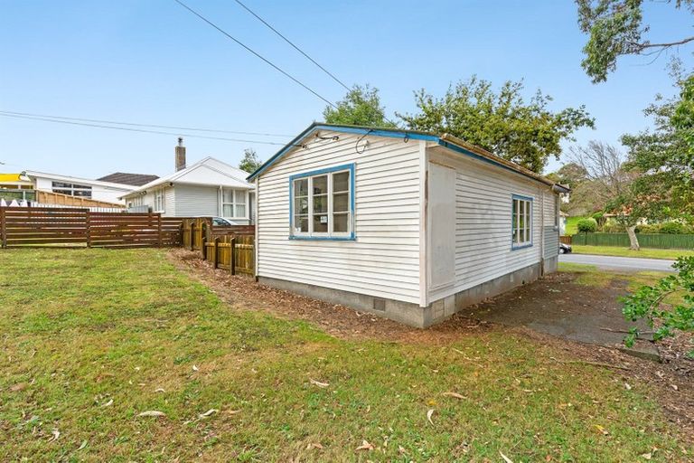 Photo of property in 49a Mungavin Avenue, Ranui, Porirua, 5024