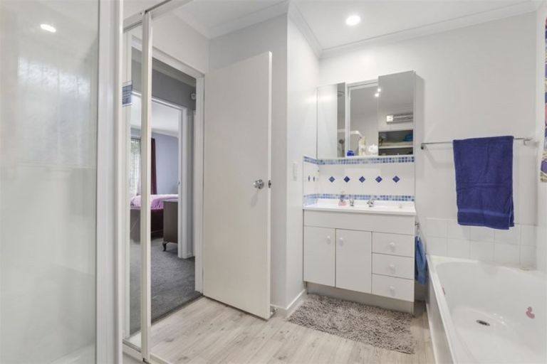 Photo of property in 7a Lloyd Drive, Nawton, Hamilton, 3200