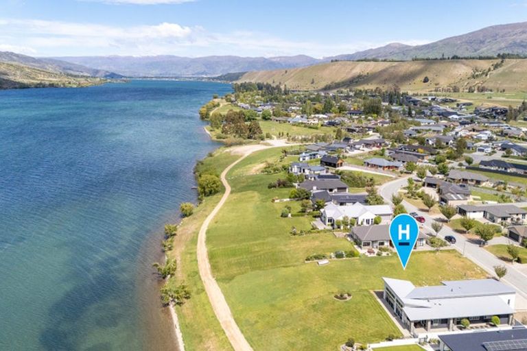 Photo of property in 22 De Bettencor Place, Mount Pisa, Cromwell, 9383