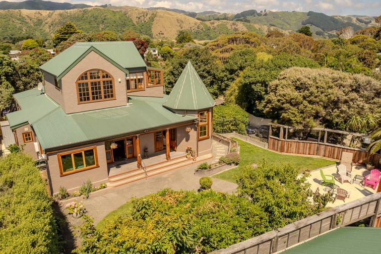 Photo of property in 15 Poplar Avenue, Raumati South, Paraparaumu, 5032