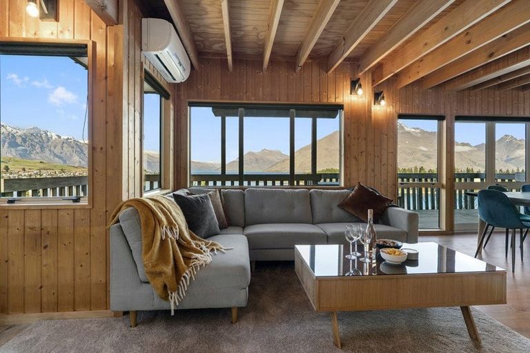 Photo of property in 13b Maxwell Place, Queenstown, 9300